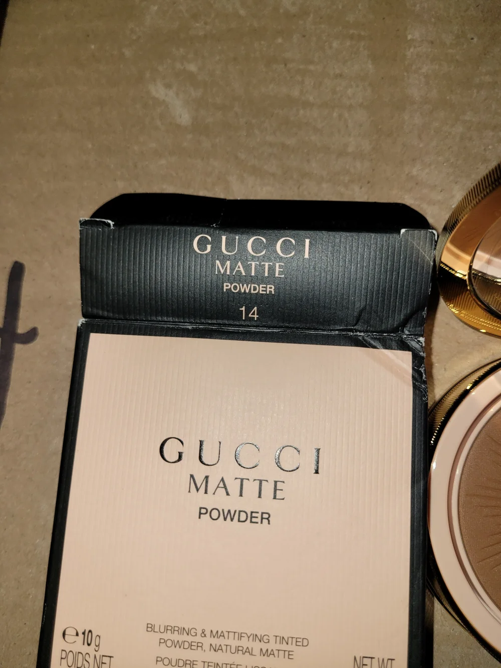 Gucci Matte Powder Compact in Warm Brown - Lightweight Blurring Finish Shade 14